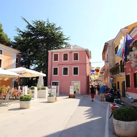 Rosetta App2, Few Steps From The Beach Novigrad Istria